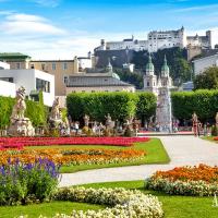 Participate in one of our excursions to Salzburg's Mirabell gardens